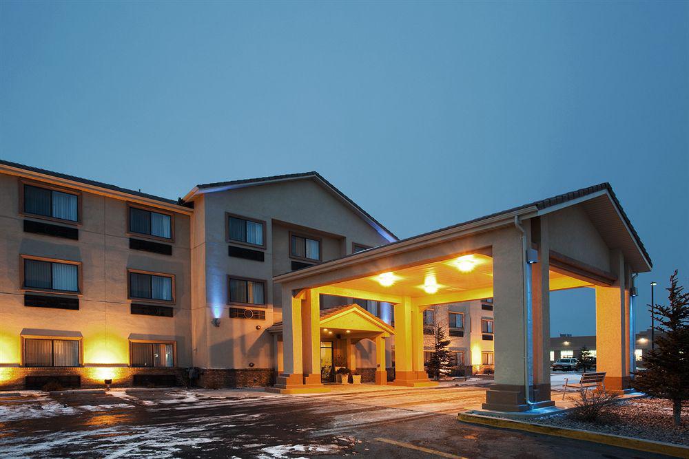 Holiday Inn Express & Suites Alamosa By Ihg Exterior photo